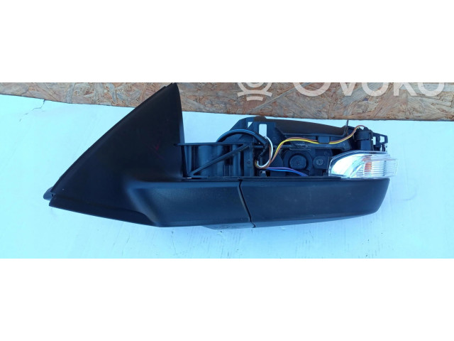 Зеркало электрическое Skoda Fabia Mk3 (NJ) 2015 - 2021 года