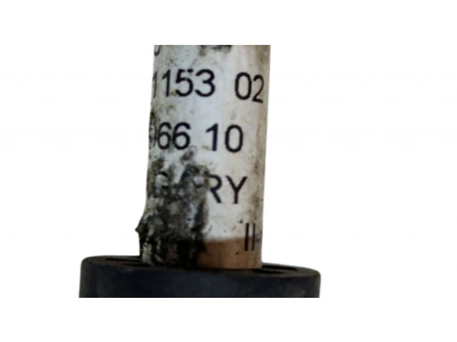 Трубка (трубки)/ шланг (шланги) кондиционера воздуха