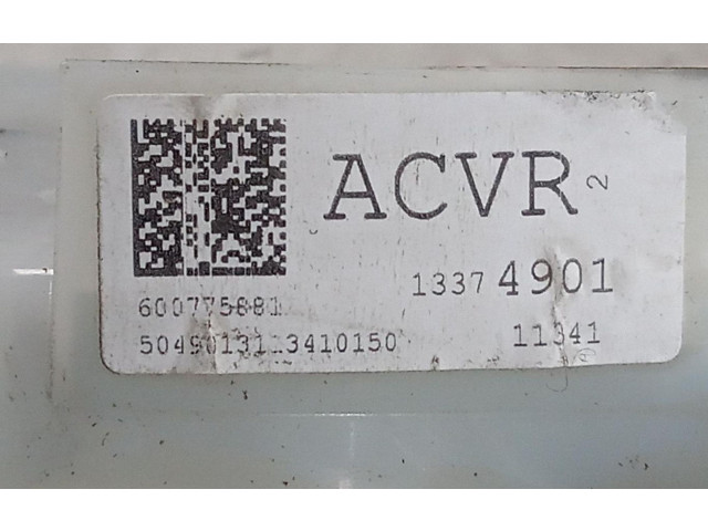 Přístrojová deska Opel Zafira C 2012 13374901