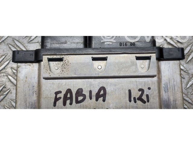 Блок управления двигателя 04E907309AF Skoda Fabia Mk3 (NJ)