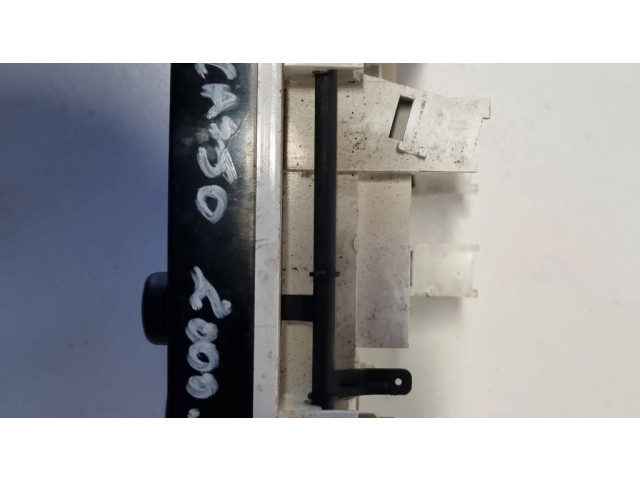 Блок управления климат-контролем 64138 Citroen Xsara Picasso