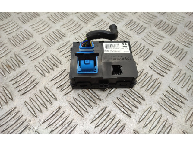 Блок управления климат-контролем 9832228080 Citroen Berlingo