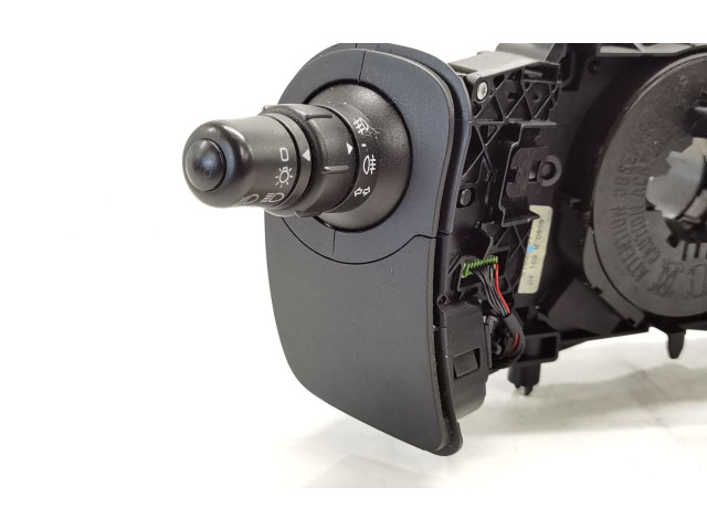 Ручка стеклоочистителей 8200127727, 61880051S Renault Scenic II - Grand scenic II