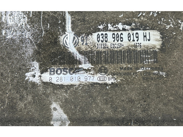 Блок управления двигателя 038906019HJ, 0281010977 Skoda Octavia Mk1 (1U)