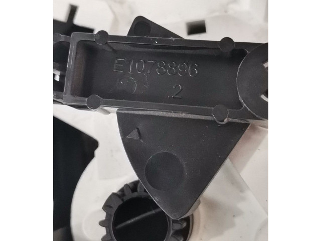 Блок управления климат-контролем 55900YV020, E1078896   Peugeot 108