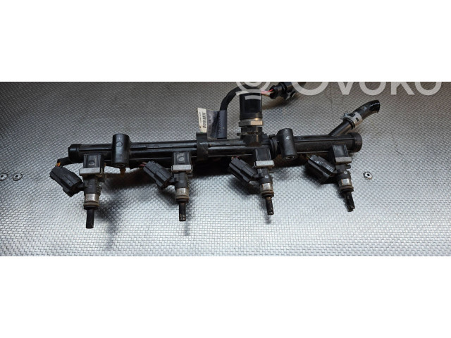 Топливная рампа 06K133681A, 06L971627A   Audi A3 S3 8V   для двигателя CJXC