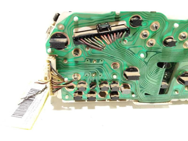 Панель приборов MR381643 Mitsubishi Montero