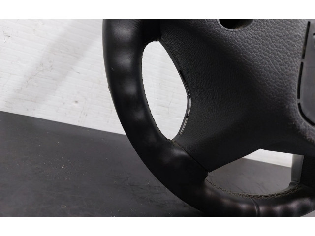 Volant Hyundai i30 2014   