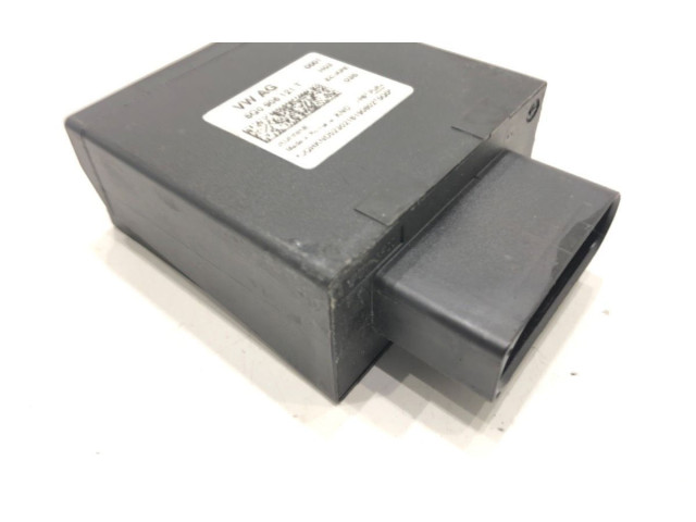 Блок управления 5Q0906121T Skoda Octavia Mk4