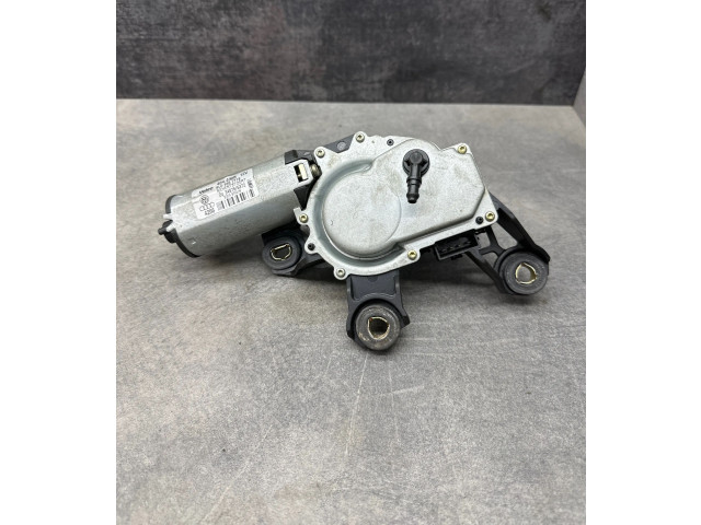 Моторчик заднего дворника 8L0955711B, 404430B    Audi A3 S3 8L
