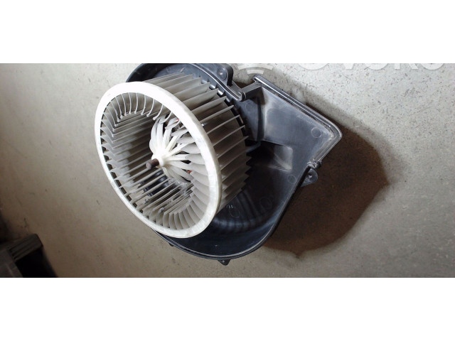 Вентилятор радиатора 6Q1819015C, 6R1819015 Skoda Fabia Mk1 (6Y)