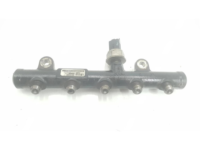 Vstřikovací lišta 9681649580, 31216186 Volvo S40 pro naftový motor 2.0
