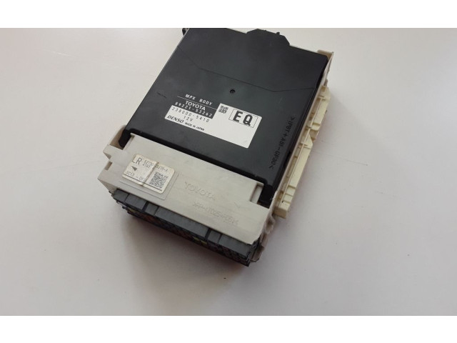 Блок комфорта 8922153262 Lexus IS III XE30