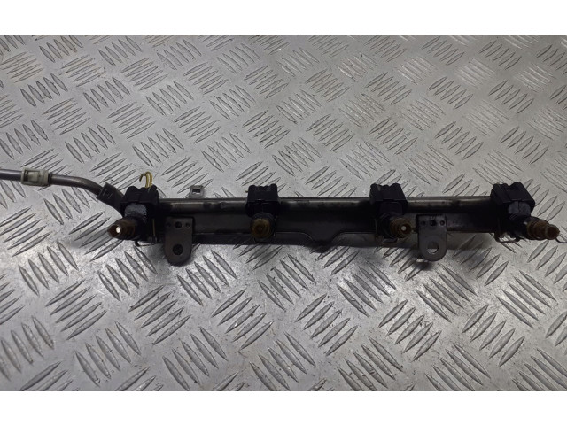 Топливная рампа    Honda Accord  