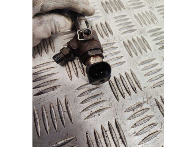 Жиклер (жиклеры) (форсунка (форсунки) 03L130277B Skoda Octavia Mk2 (1Z)