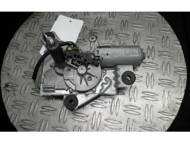 Моторчик заднего дворника Mitsubishi Carisma