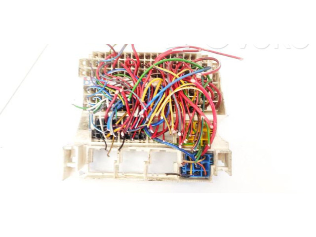 Блок предохранителей Volvo S70 V70 V70 XC