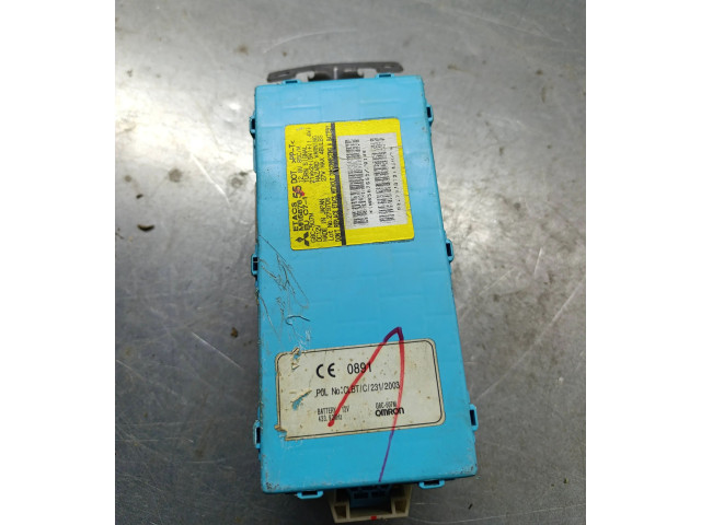 Блок предохранителей MR587655 Mitsubishi Grandis