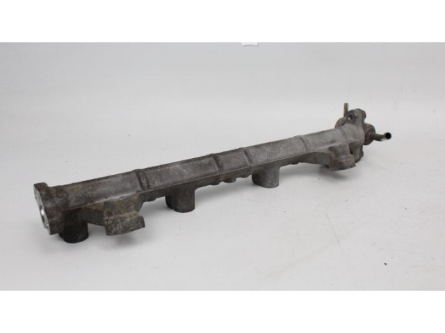 Топливная рампа    Mitsubishi Lancer  