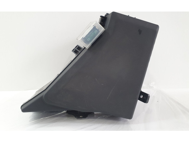 Блок предохранителей MB7002008 Subaru Forester SH