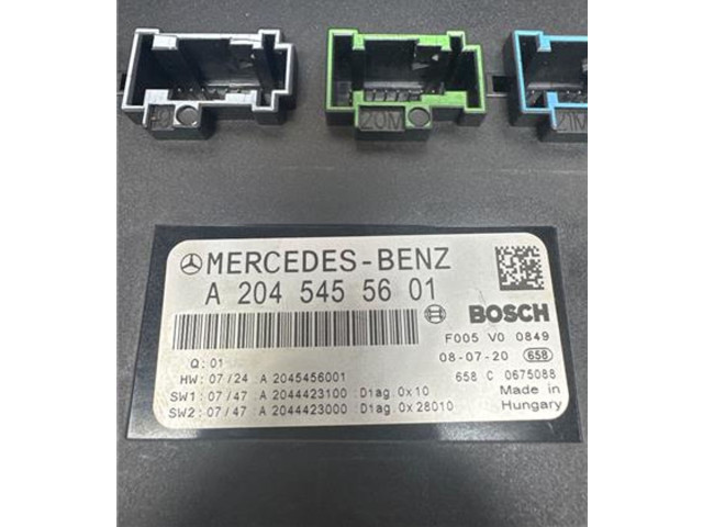 Pojistková skříňka Mercedes-Benz C W204 2008