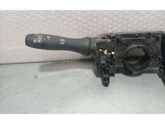 Ручка стеклоочистителей 255679970R, 1051961400 Dacia Sandero