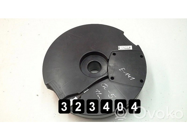 Громкоговоритель (громкоговорители) в передних дверях