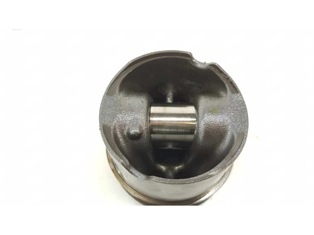 Píst PISTON Land Rover Range Rover Sport L494 pro naftový motor 3.0