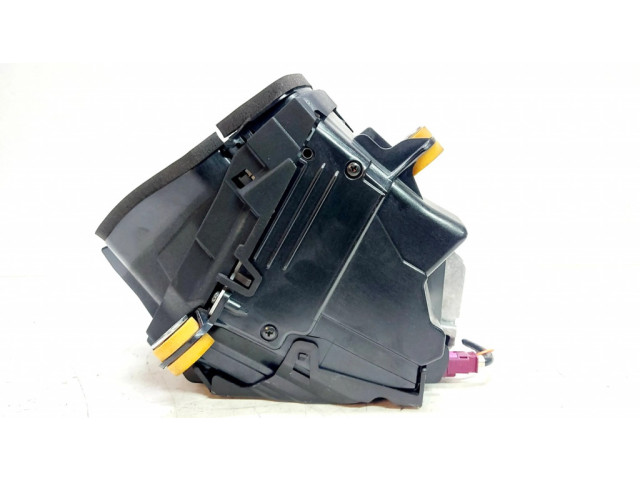 Дисплей    0263702021, 9354751   BMW 2 F46