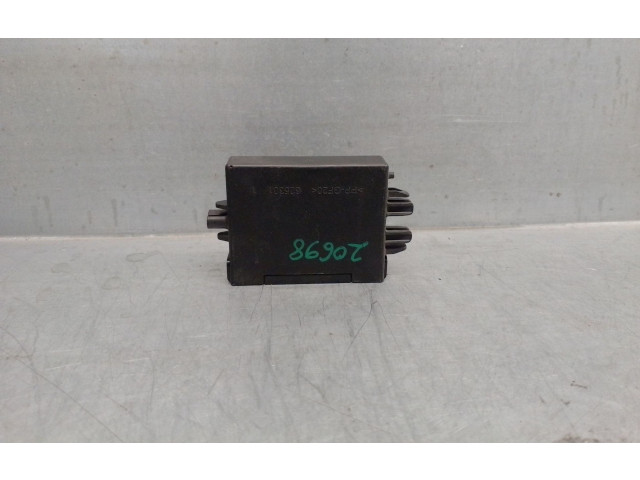 Блок управления 625490000, 8978453040TOKAI Lexus IS III XE30