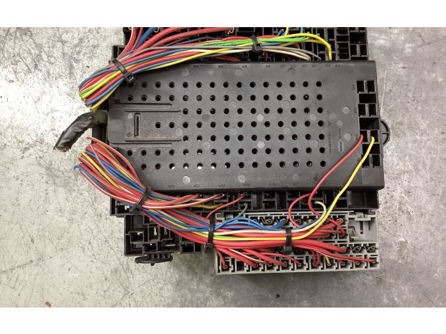 Блок предохранителей  08679899, 08696098   Volvo V70    