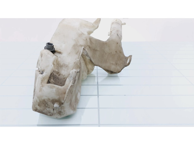 Бачок оконной жидкости    