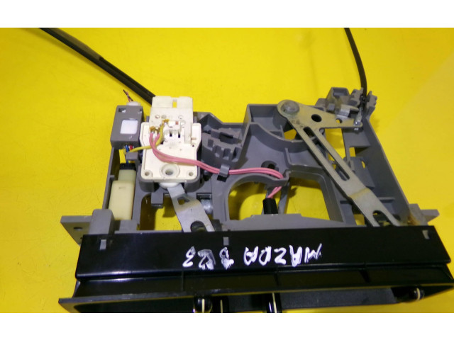 Блок управления климат-контролем HBG2WB9K17 Mazda 323