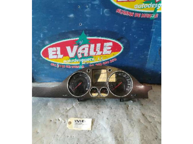 Панель приборов    Volkswagen PASSAT       