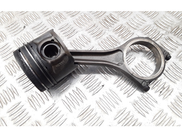  Поршень с шатуном UHZ H268X, 007140206  Citroen C6 для дизельного двигателя 2.7