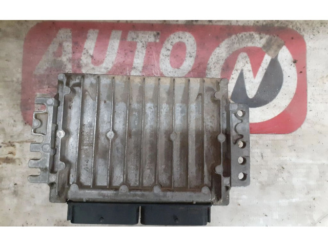 Блок управления двигателя 8200044437, 8200107212 Renault Scenic I