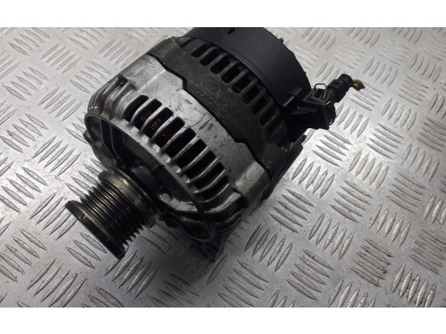 Генератор 028903025S   Volkswagen PASSAT B4      