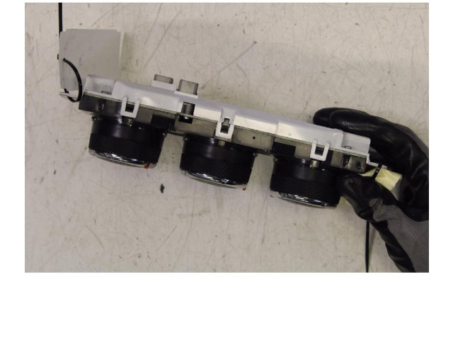 Блок управления климат-контролем 7820B079 Mitsubishi ASX