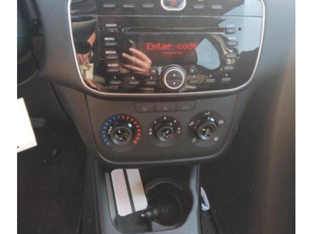 Вентилятор печки       Fiat Punto (199)