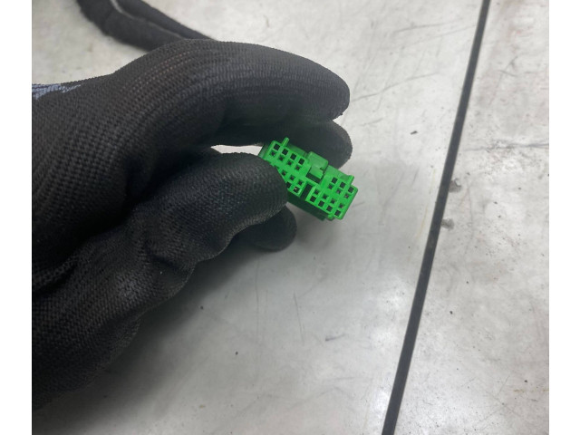 Зеркало электрическое Volvo XC90 2003 - 2006 года