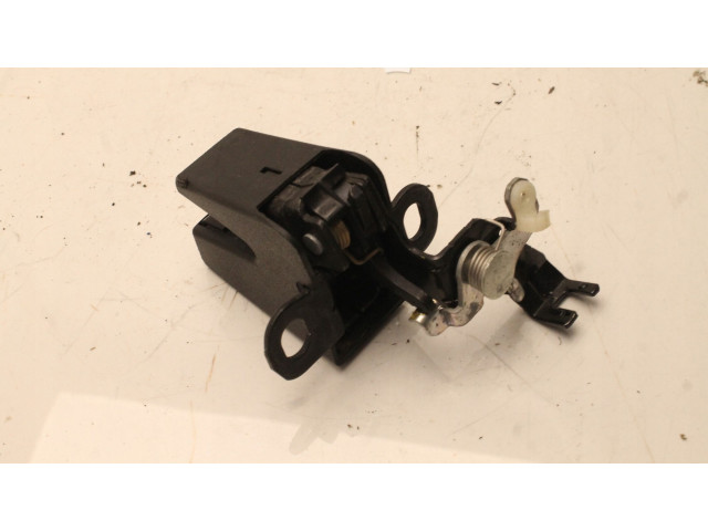 Замок багажника     Volkswagen Caddy 2015 - 2020 года