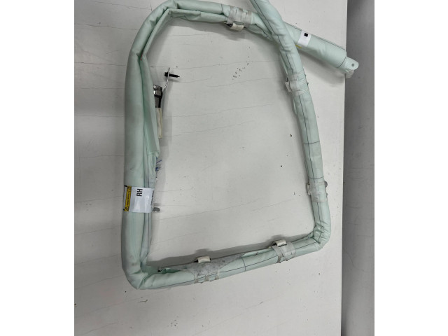 Боковая подушка безопасности    Volvo S90, V90