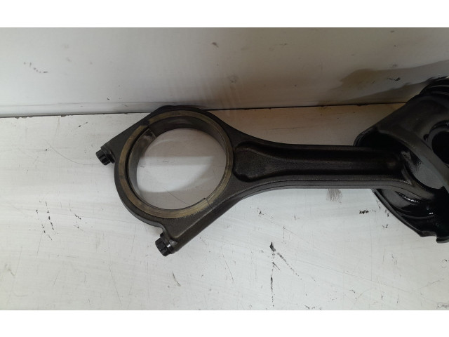 Поршень с шатуном H268X Citroen C5