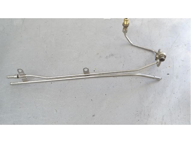 Топливная рампа    Volkswagen PASSAT B6   для двигателя AXX