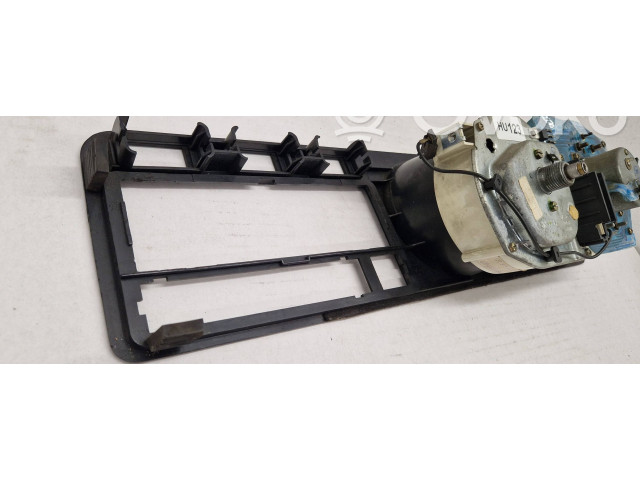 Панель приборов 1719191033 Volkswagen Golf I