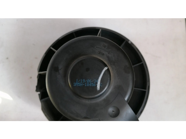 Вентилятор печки       Ford Focus