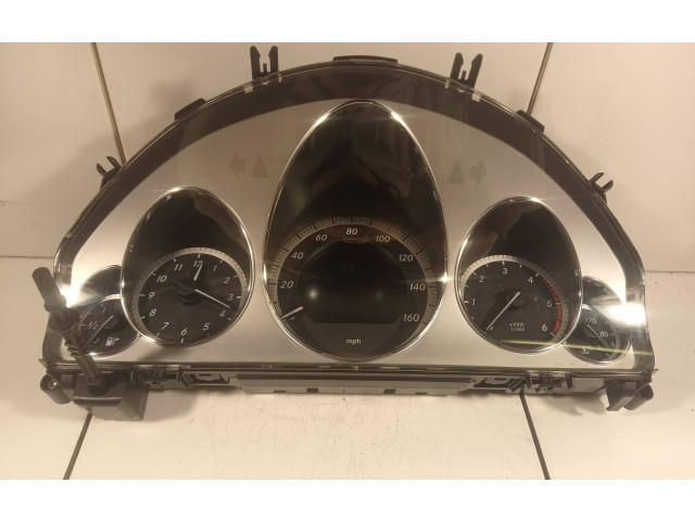 Přístrojová deska Mercedes-Benz E C207 W207 2010 A2125409747, A2125409747000820