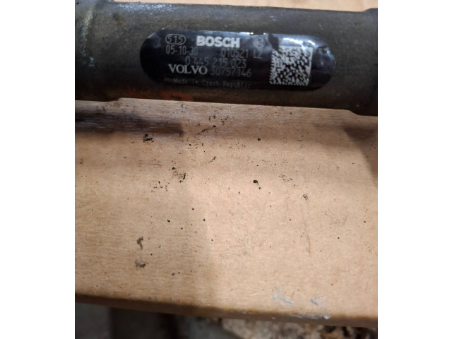 Топливная рампа 0445215023, 30757146   Volvo V70  