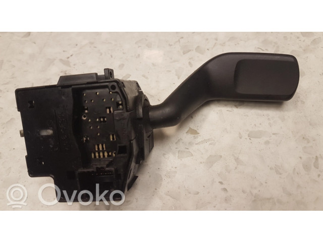 Ручка поворотов/ фонарей