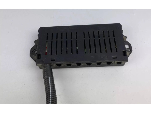 Блок предохранителей  9162323, 9441776   Volvo V70    